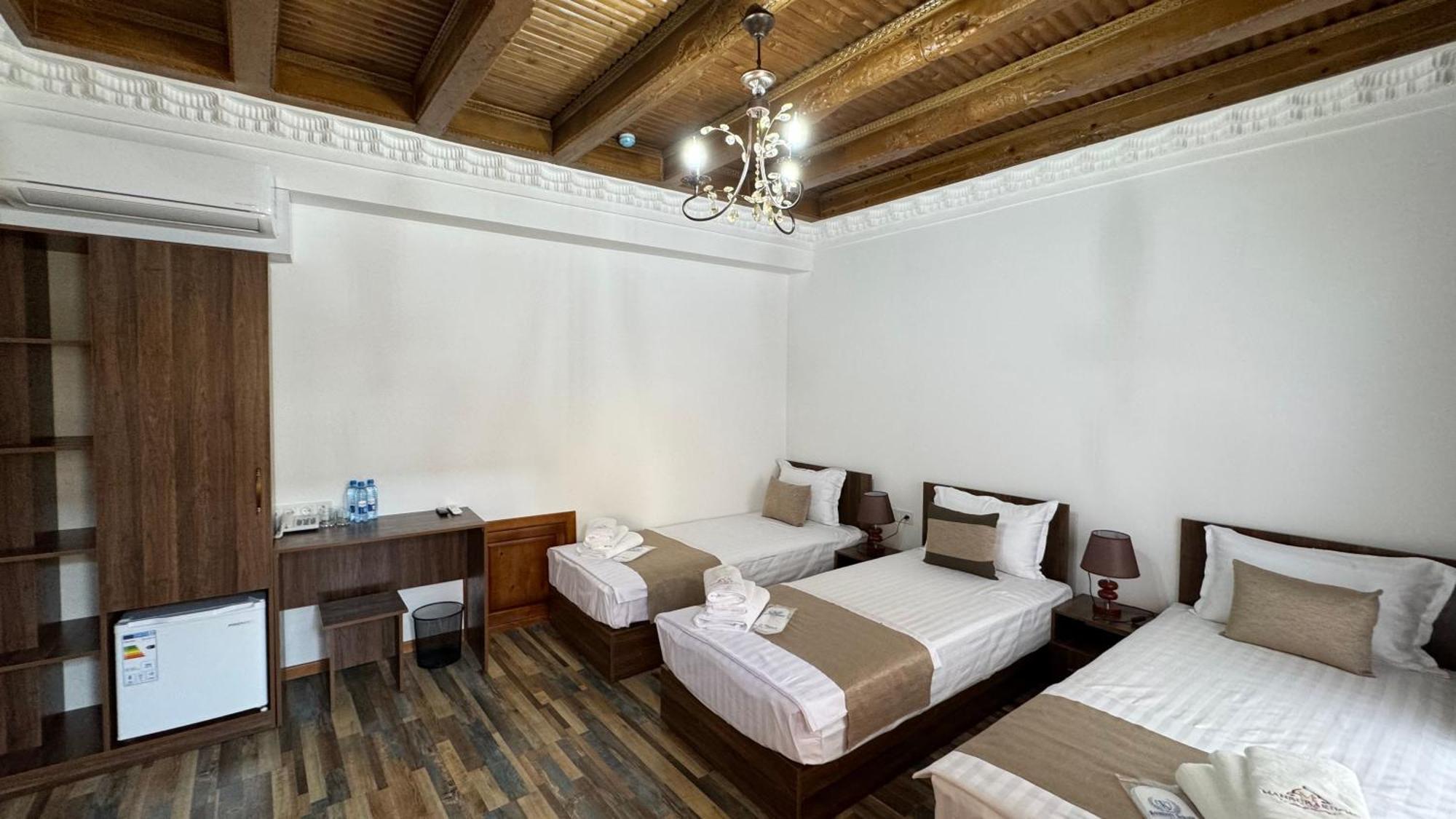 Mahbubakhon Guest House In Old City Bucara Exterior foto